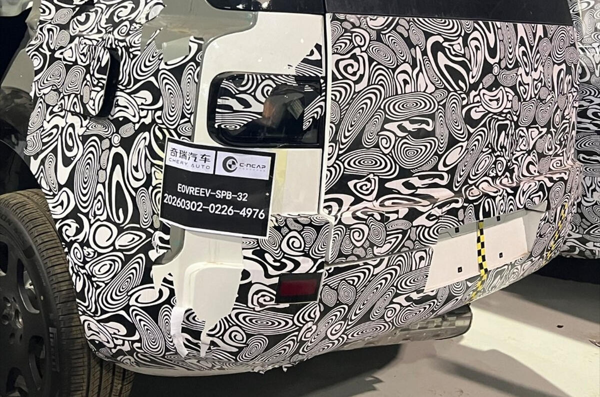 奇瑞与捷豹路虎合作打造的全新Freelander，将在3月31日正式发布，但一组