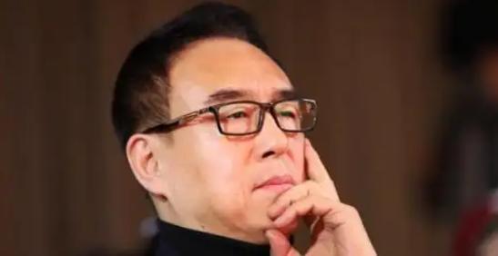 2006年，春晚导演郎昆趁着模特妻子马艳丽远赴海外，出轨24岁舞蹈家刘岩，马艳丽