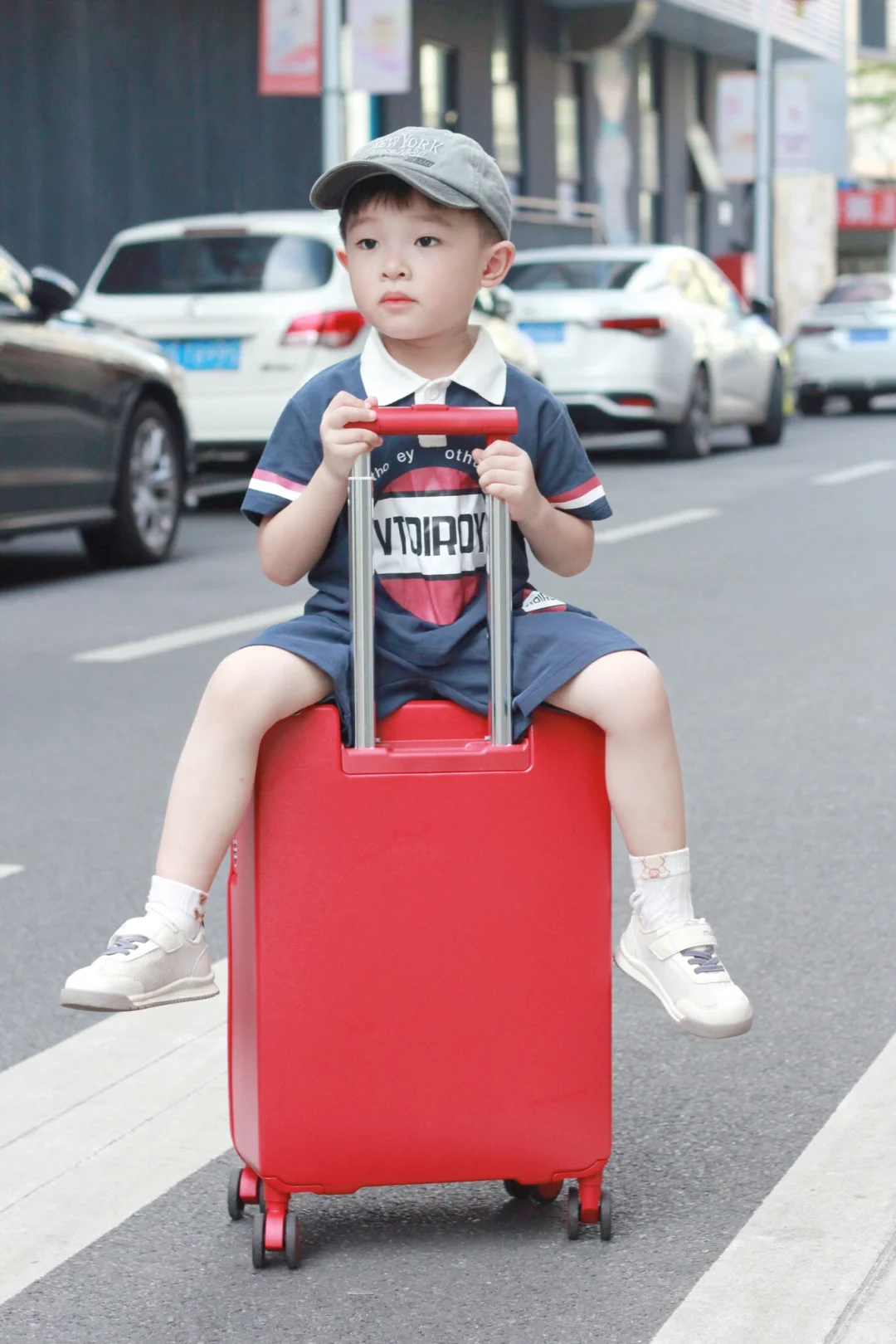 推着行李箱，来一场说走就走的旅行吧～