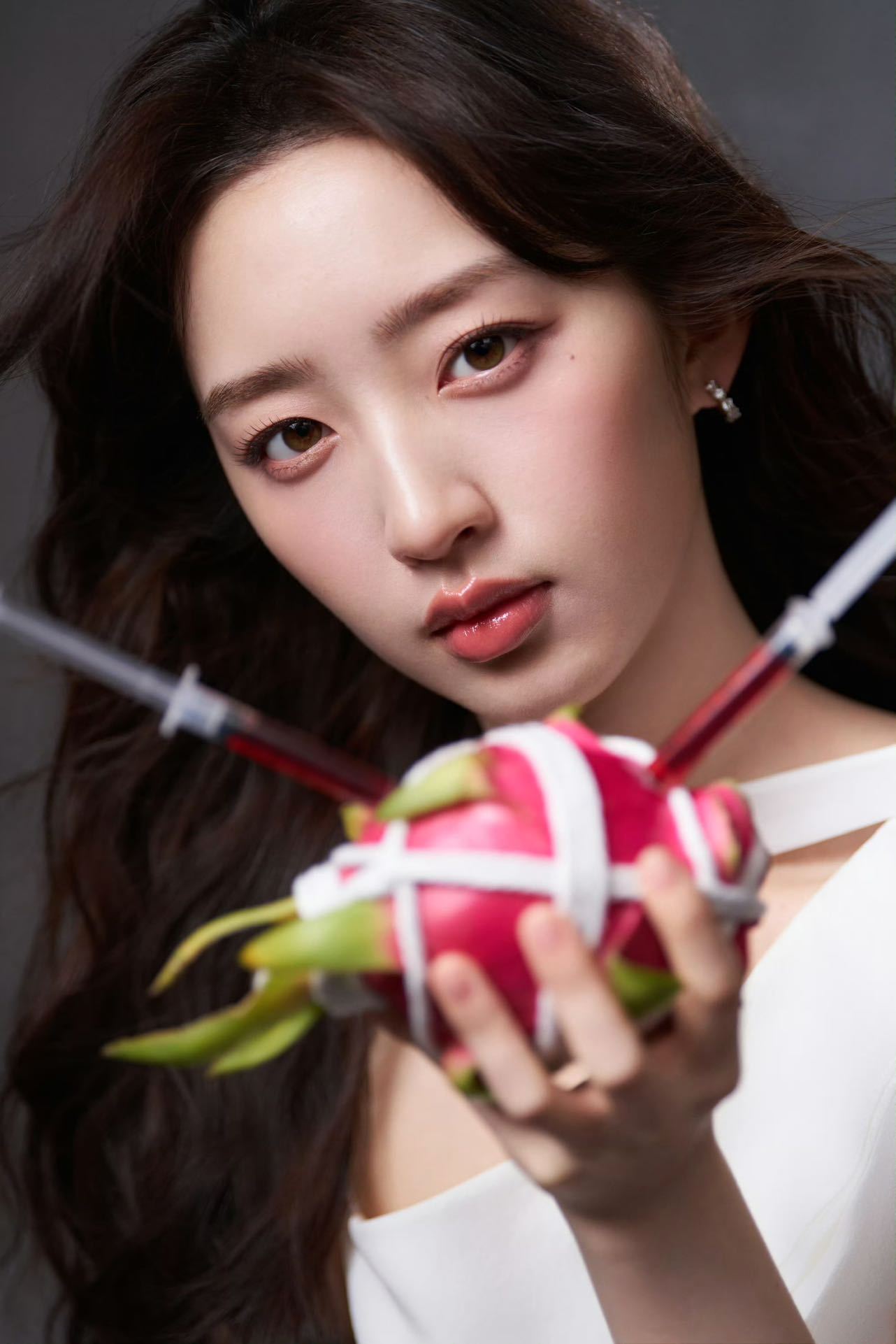 邓恩熙wink那一下 恩熙宝宝一笑就像春风拂面，水灵灵的眼神和甜美的表情让人心都