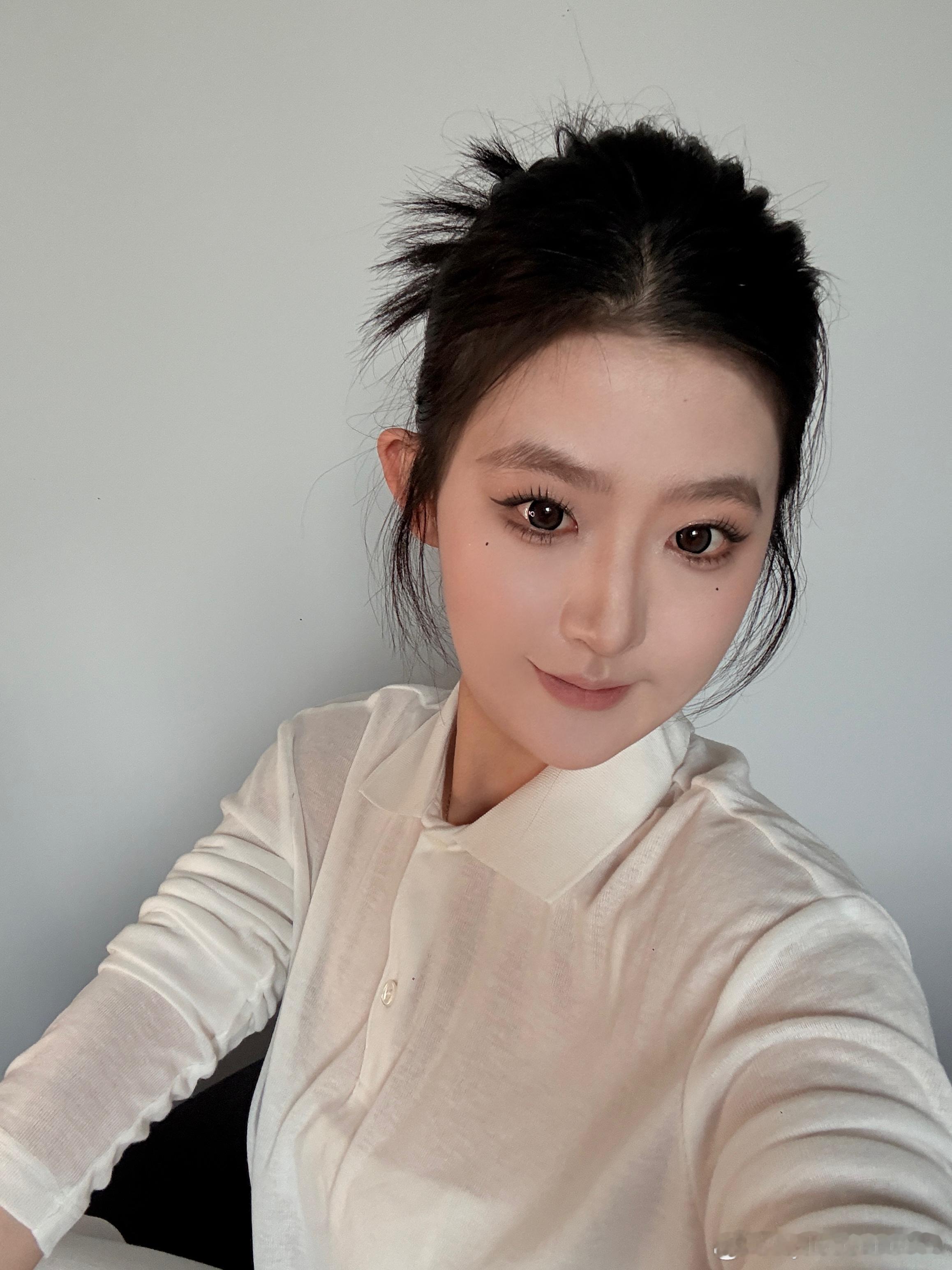开心🥳 ​​​