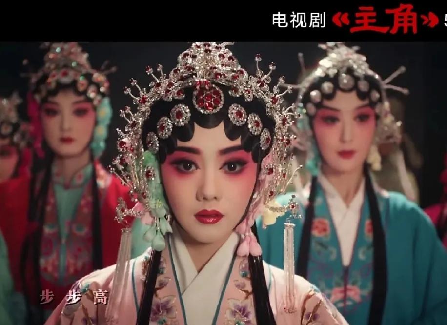 王菲呀王菲
不是我说你，你藏得也太深了吧！
王菲今天上热搜，说王菲为《主角》献唱