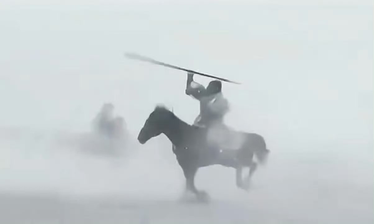 何润东演的项羽碰到何润东老师演的项羽，真把气势演出来了，感觉陈道明老师这表情不像