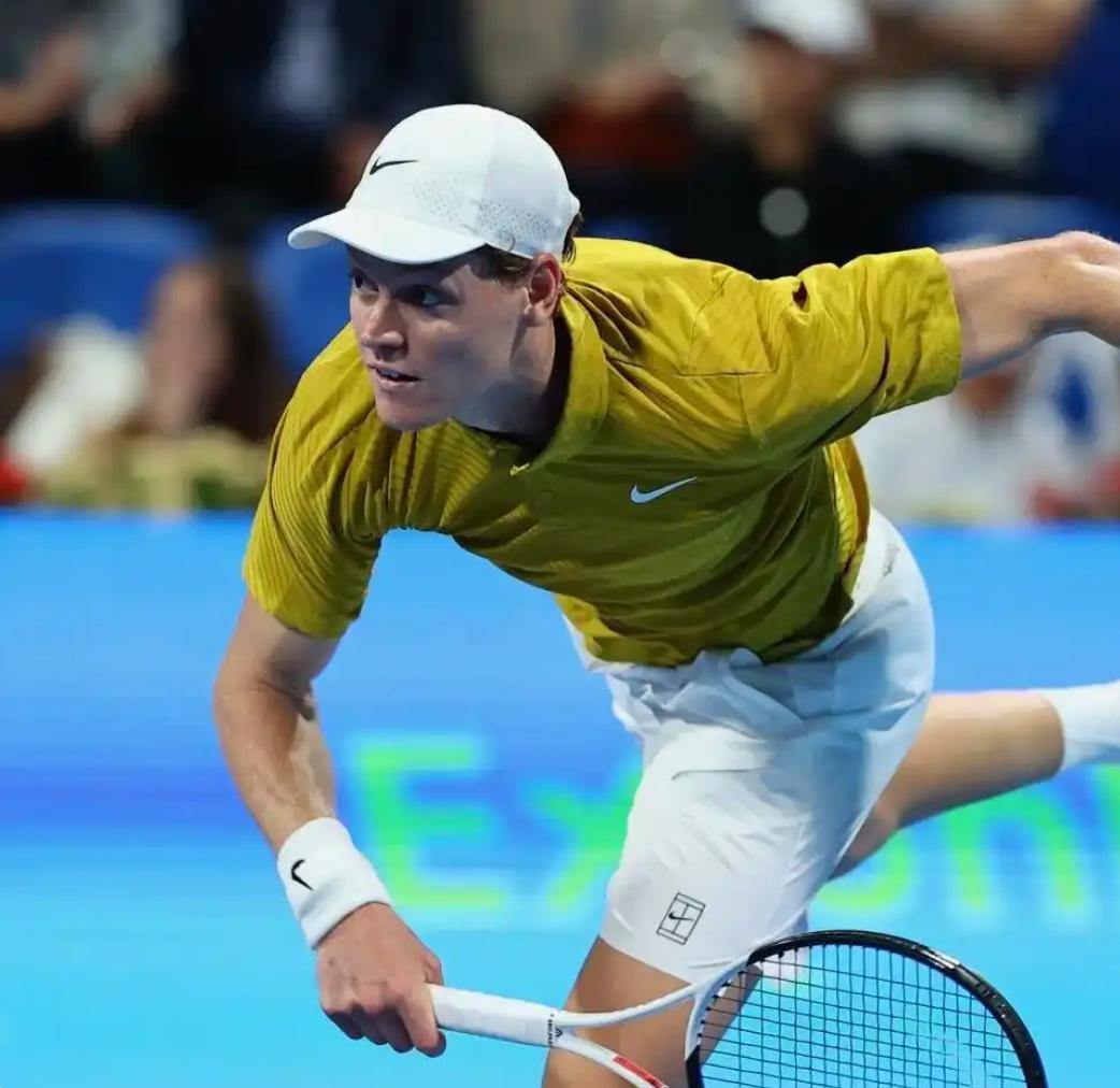 辛纳印第安维尔斯大师赛首秀时刻
        北京时间2026年3月7日，印第