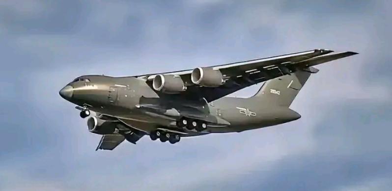 中方大批货机飞往德黑兰，美军担心运送红旗9导弹，卸货后美国人懵了！

美伊战争爆