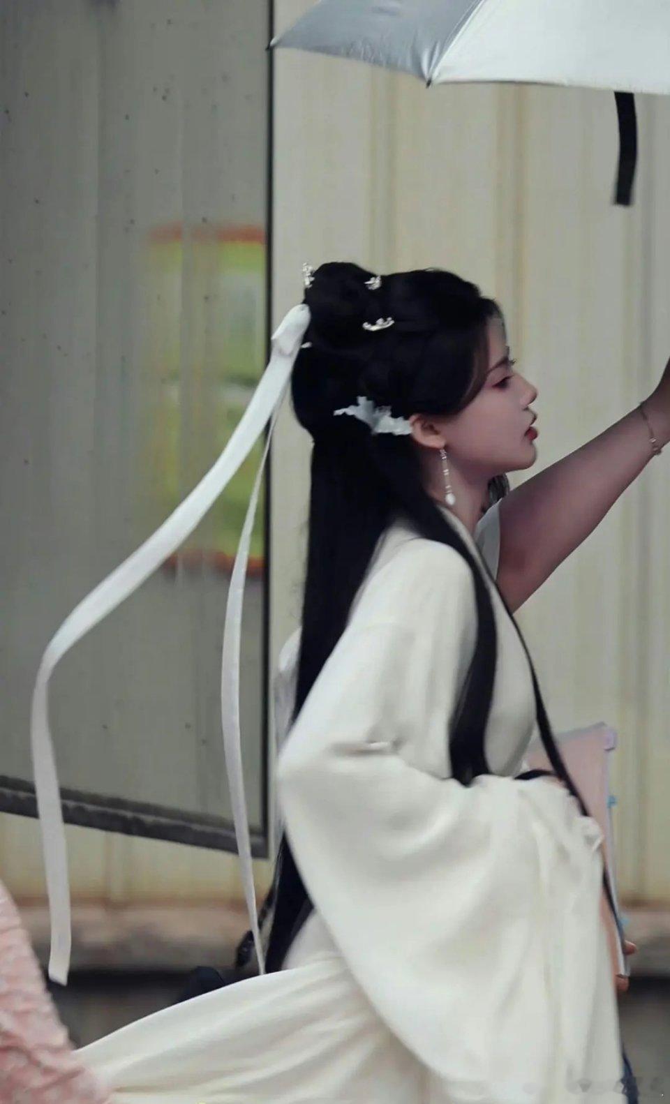 感觉鞠婧祎离开了48之后，48应该会捧孙珍妮吧？毕竟48现在能够有点儿流量，有点