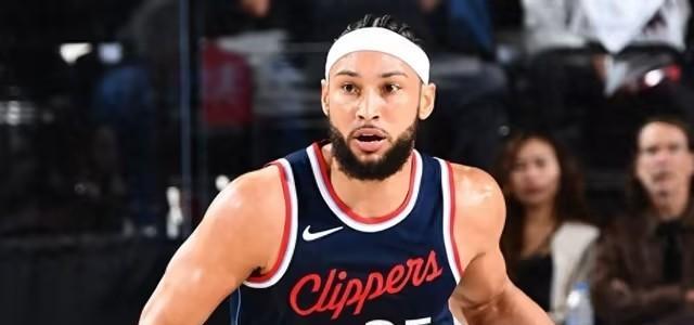 当年那个被称作"小詹姆斯"的状元本·西蒙斯，如今在自由市场上彻底无人问津了！
据