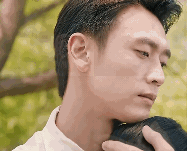 《纯真年代的爱情》姐姐姐夫也是完美大结局！
瞿桦真的好爱方穆静，为了她去努力说服