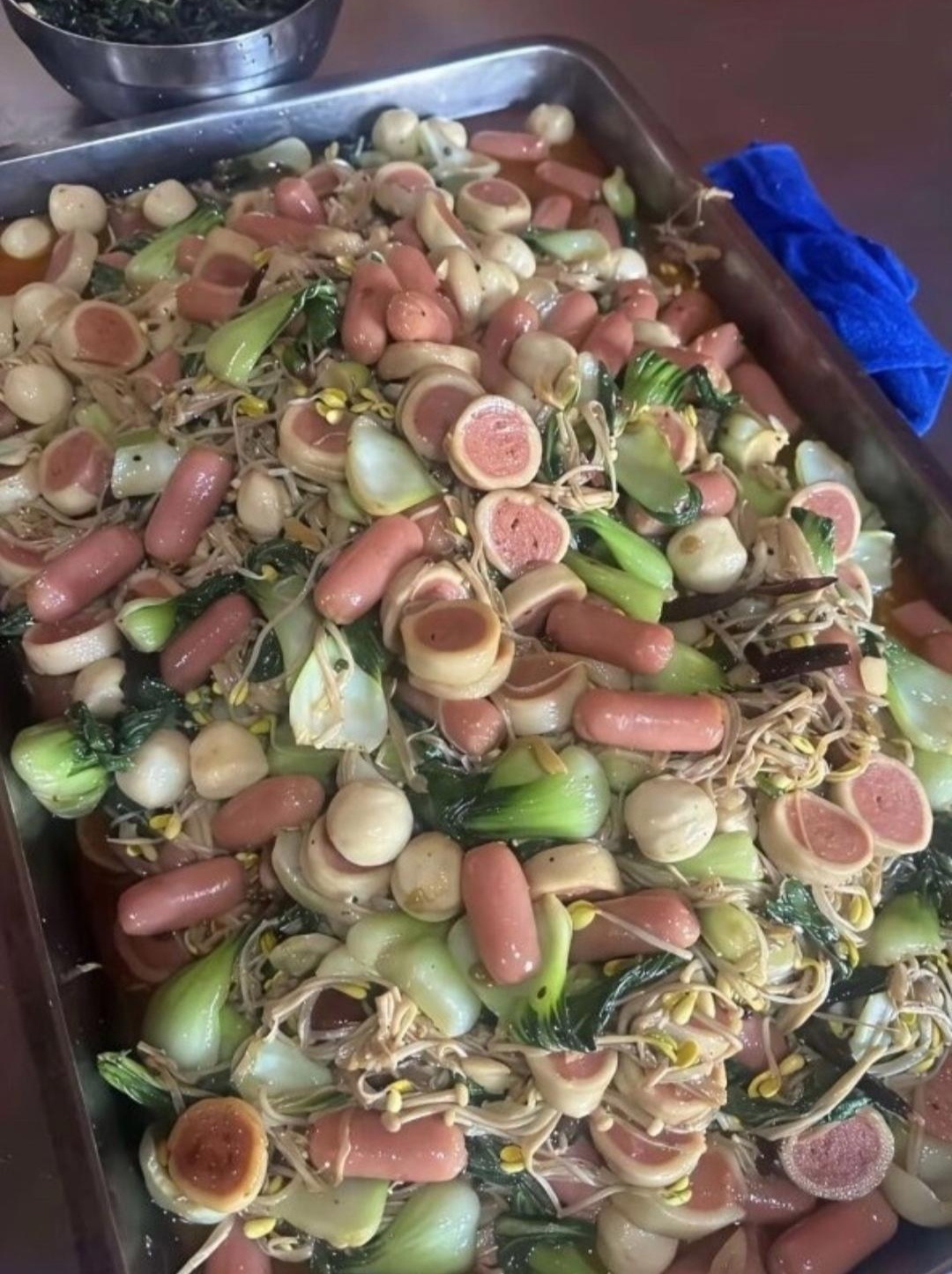 幼儿园的饭菜就这样，但是小孩很爱吃 ​​​
