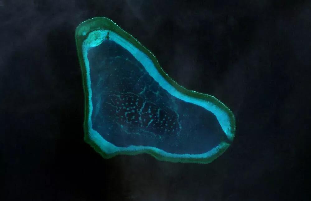 菲律宾这回真急了，主动找上门来了。

就在 6 月 10 号这天，菲律宾突然就黄