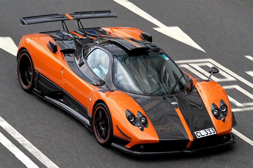 #模型视界# 模型业务继续试营业[哇]上次白色Cinque没有抢到的朋友，这次橙