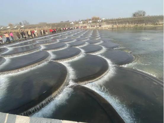 到处耀武扬威的美军，终究被“上天”收拾了！ 1月16日上午，一则炸裂消息传来：美