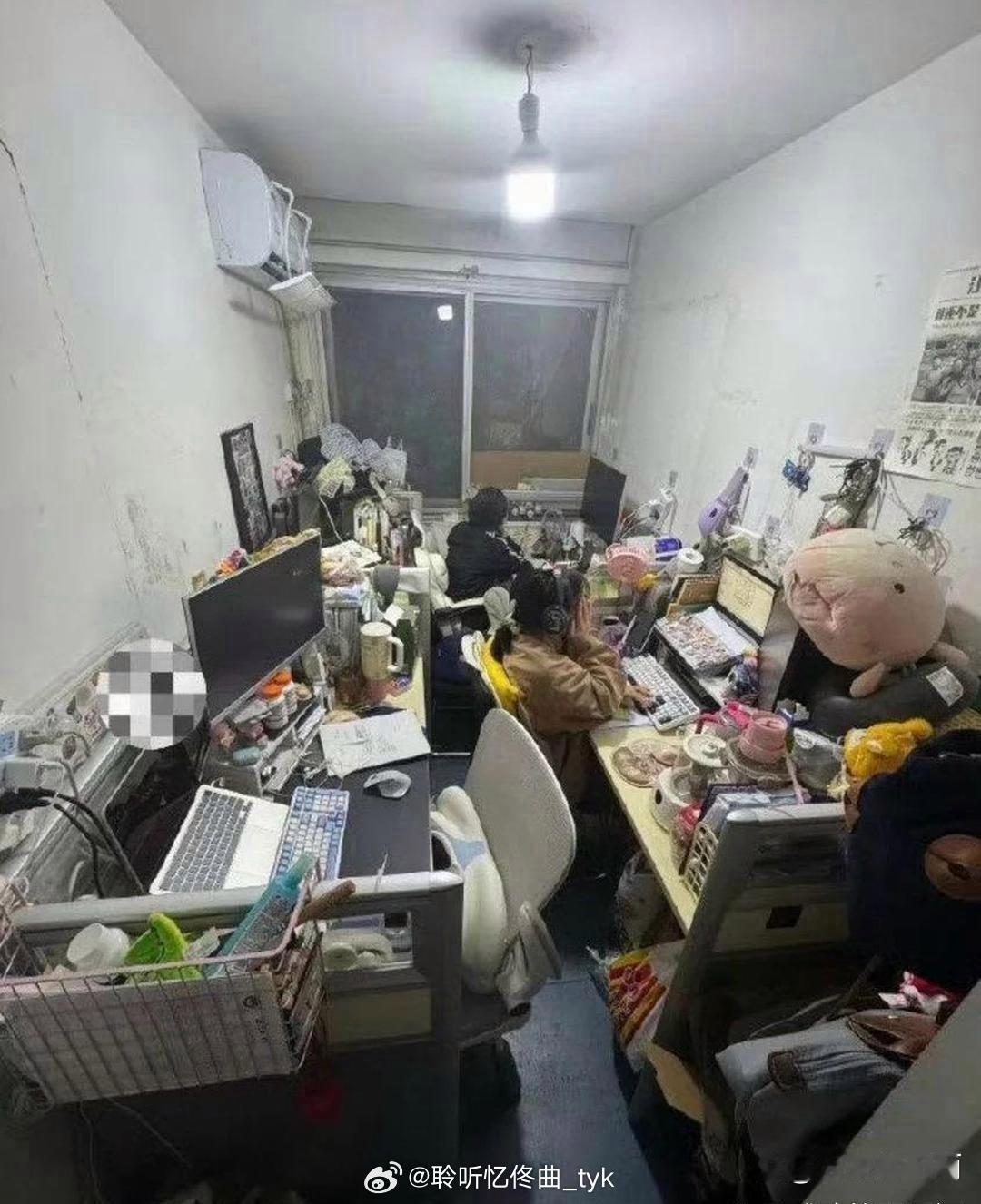 这样的环境，⁠‎待久了谁能不﻿‎动感情？ 