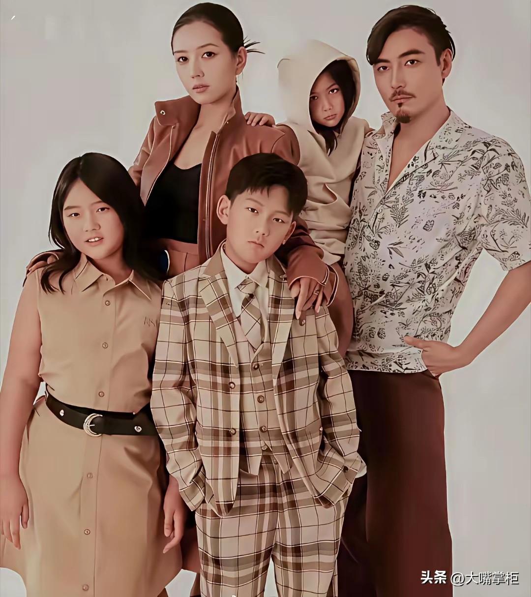 何洁2018年6月离婚，2019年1月，她和刁磊的女儿就出生了。
不管婚内和赫子