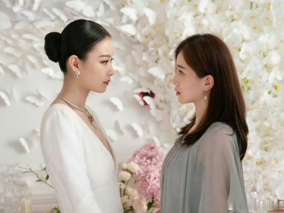 古二爆料刘诗诗倪妮流金岁月内幕记得这部剧好像是双女主，演技平分秋色 ​​​