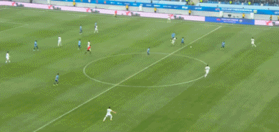 廖锦涛打破僵局！大连英博1球领先浙江队。
中超第5轮大连英博主场迎战浙江队的比赛