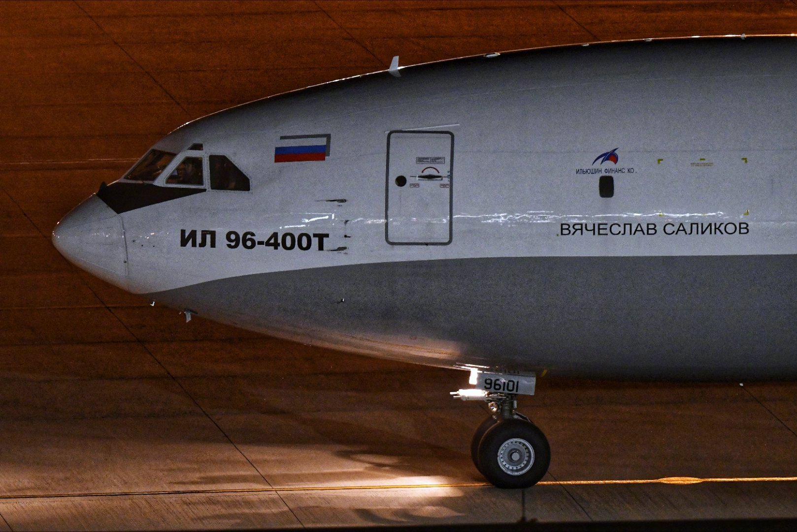 航空君航空科普 没法拍，实在没法拍！一个货机能延误5个小时，据说这是他们常态！航