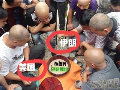 巴以冲突现在就像斗蛐蛐，拿着草棍的人才是局势的掌控者。时机由他们掌控，蛐蛐斗得越