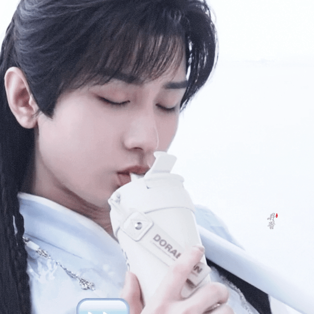 心累的不行，位置还没有出……租手机又出问题……一直在恍恍惚惚中发信息……忐忑不安