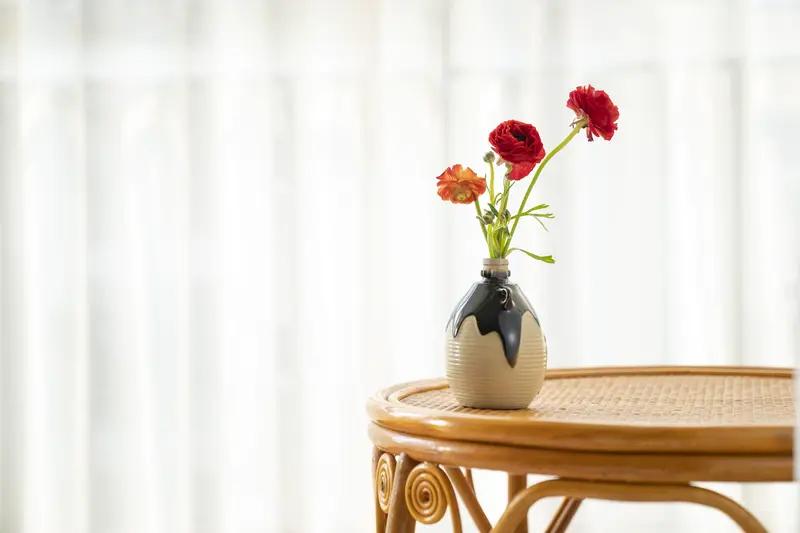 生活就像一场奇妙的旅行，每日都有新的风景。“温柔半两，慢食三餐”，用温柔的心去感