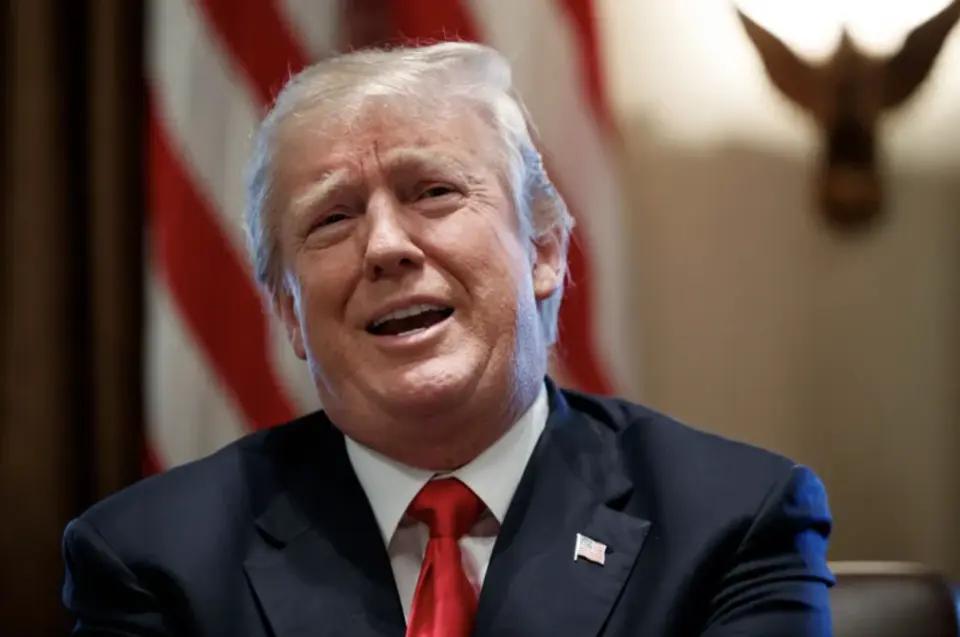 政坛变色龙？
毛焦尔曾是欧尔班心腹，特朗普为何火速示好？
 
从“欧尔班粉丝”到