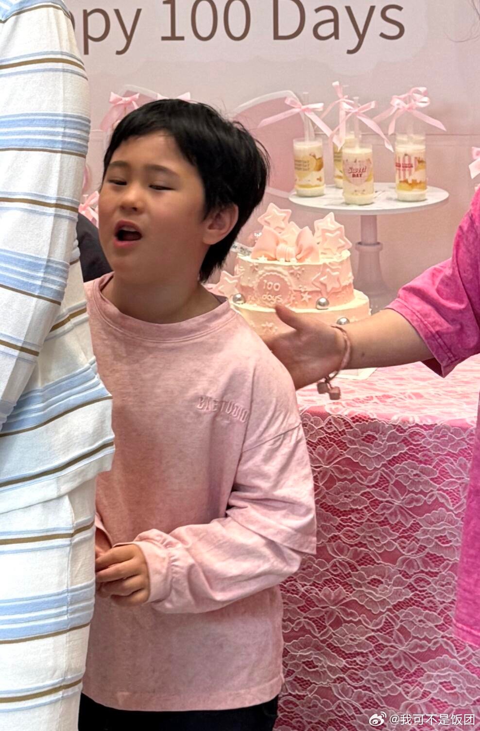 马立奥Leo[超话]  超新鲜的奥子胖宝宝现在好大一只，还是一如既往一分钟八百个