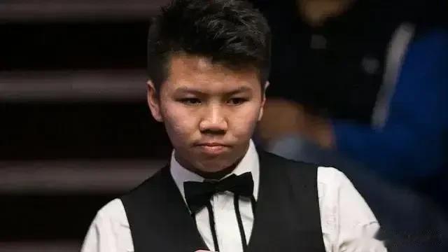 可惜！小周的大好前程被一杆葬送；憾负！本来5：4领先，却5：6输了

★昨晚比赛