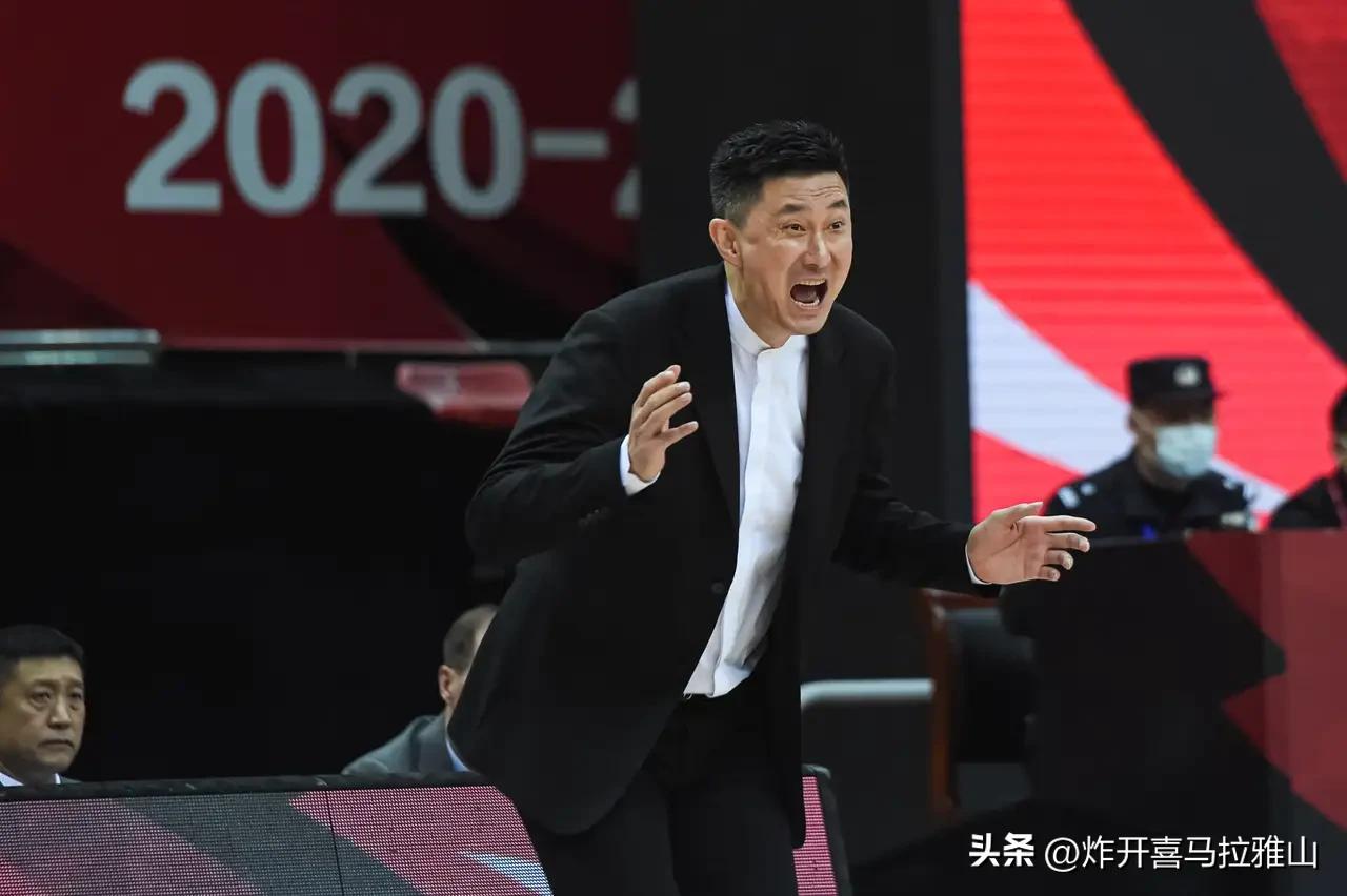 杜峰下课后居然有这么多的球员离开了！
接着张文逸去了福建队，
杜润旺去了南京同曦