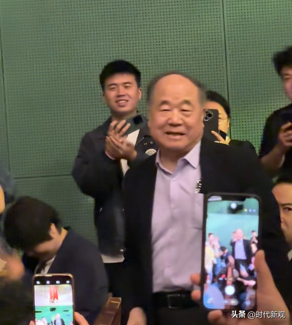 71岁的诺贝尔文学奖获得者莫言近照！
近日，有河南的网友晒出莫言老师在“只有河南