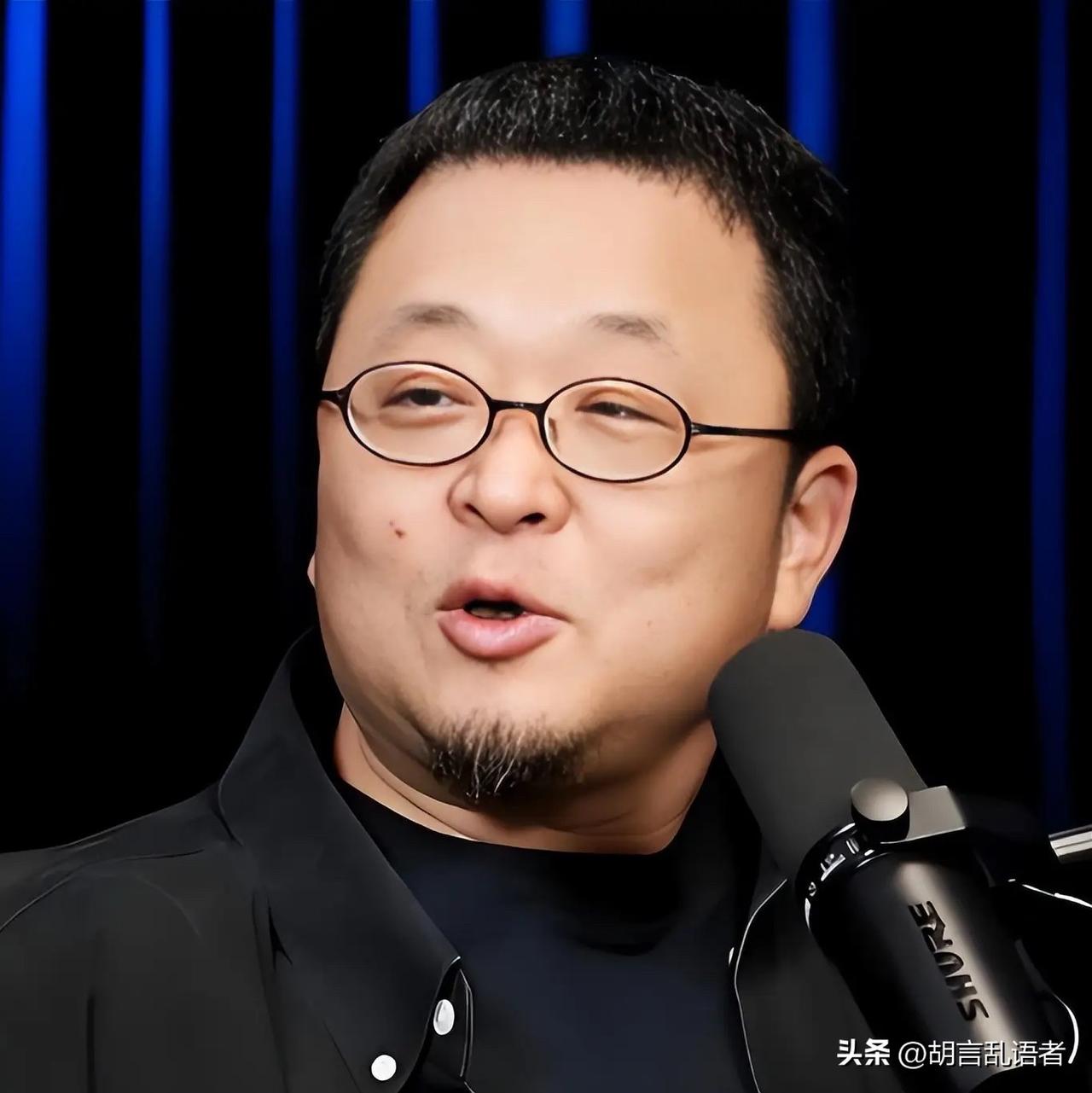 罗永浩又上热搜了。这次是因为他讲了段十年前的旧事——44岁那年，他被确诊成人AD