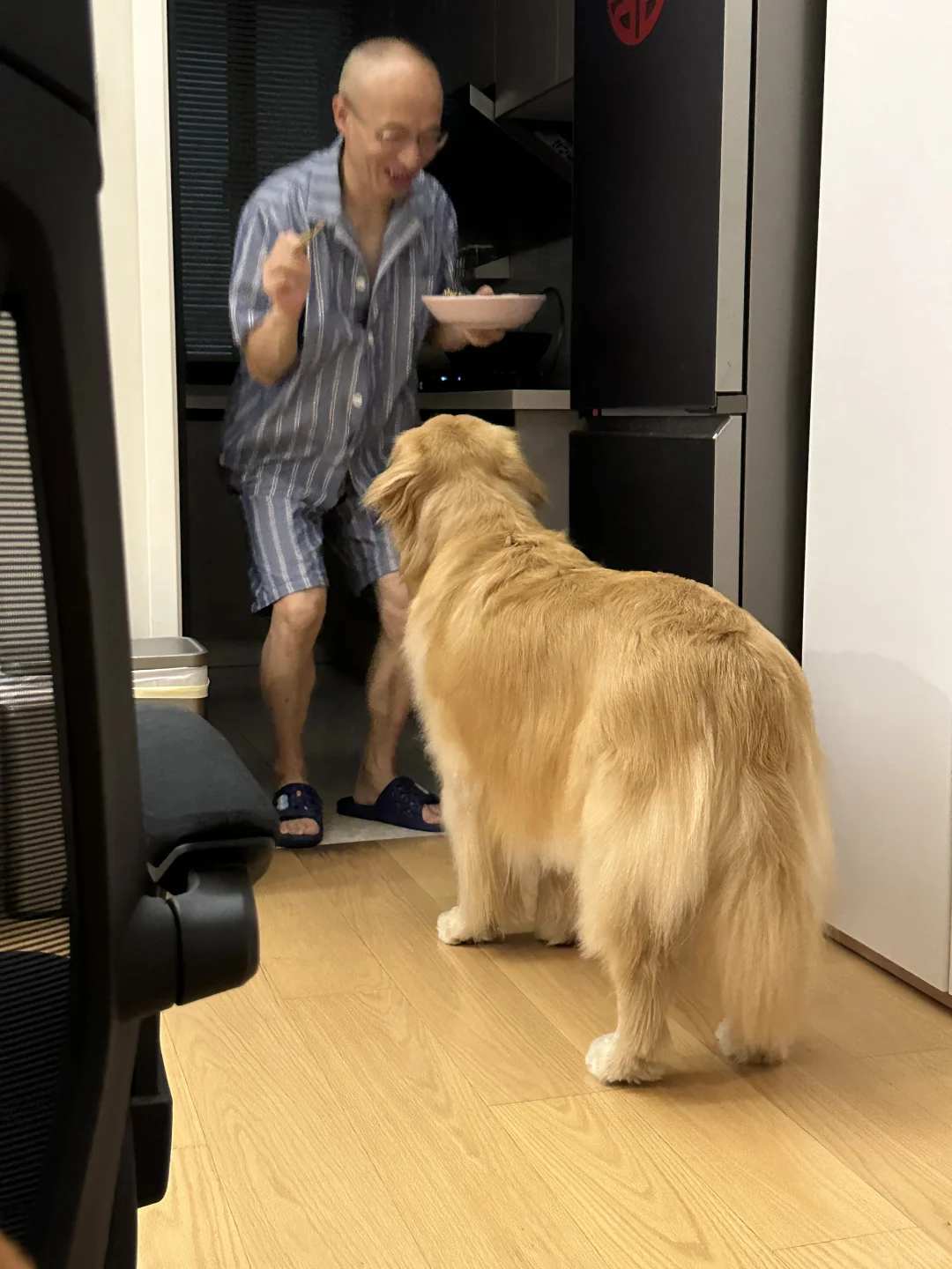 主打一个吃到模糊