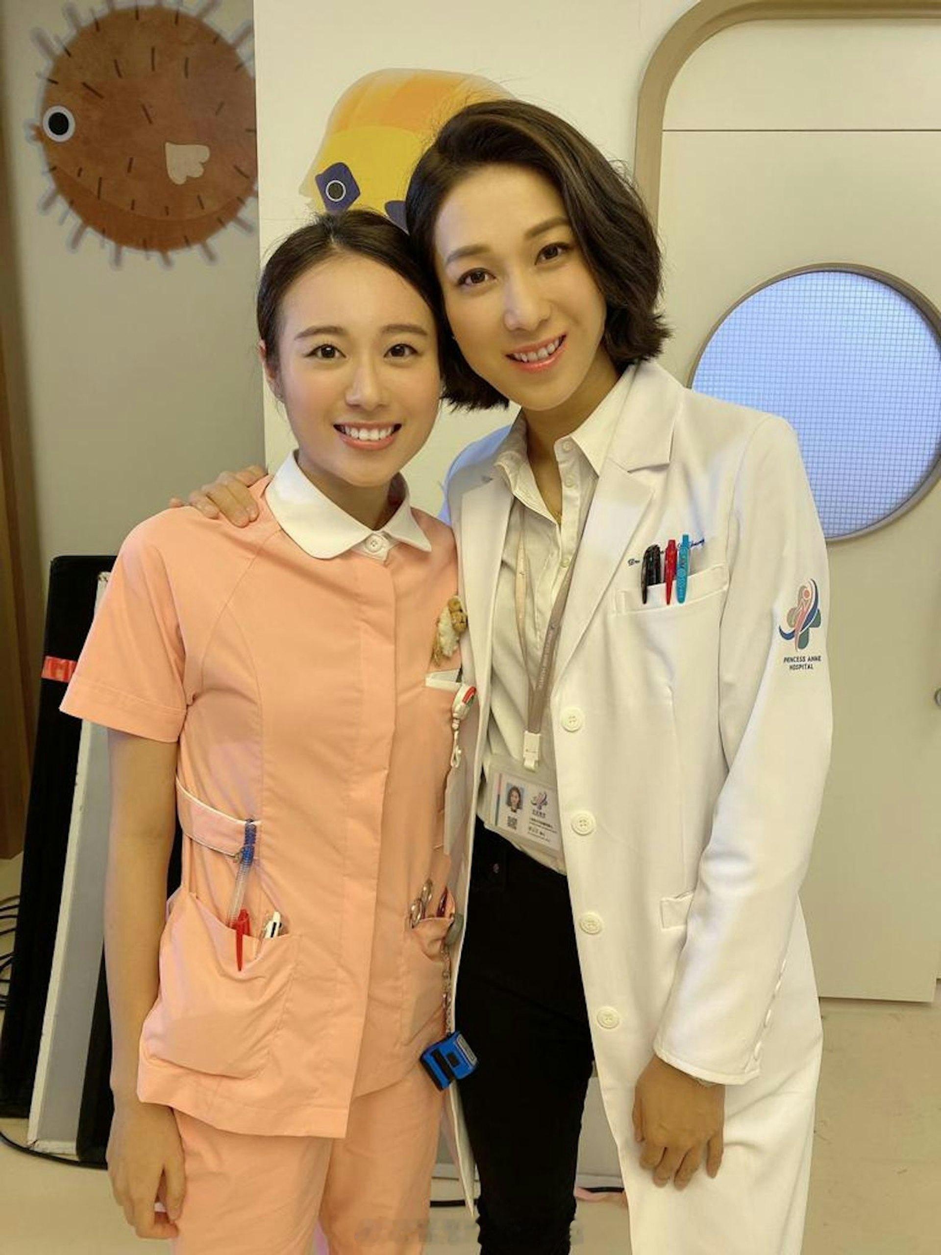 王菲专访｜新年最爱打麻将 产量最少的2025年现年29岁的王菲是2019香港小姐