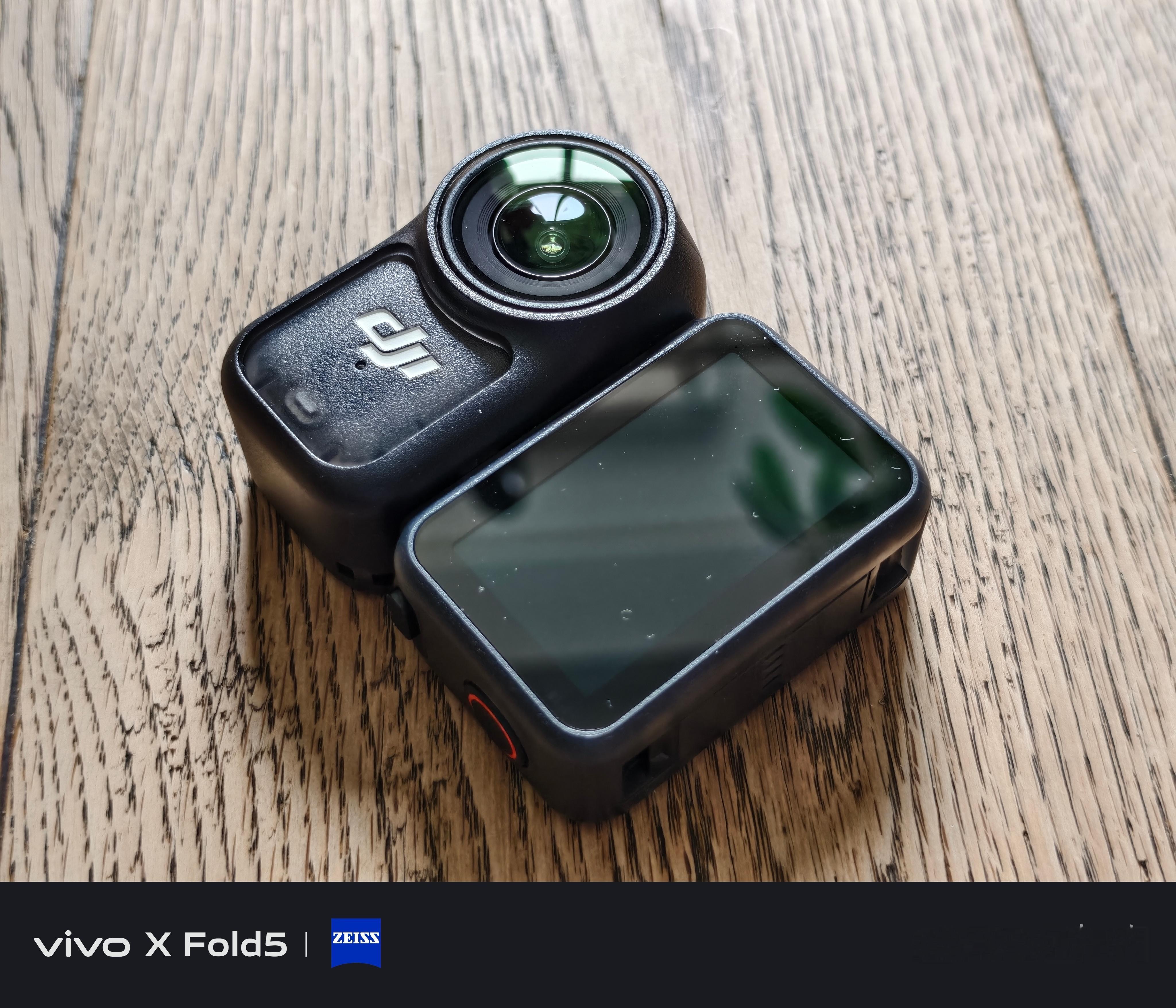 新装备到了！大疆OSMO NANO。之前一直用影石的拇指相机，大疆的一出来直接换