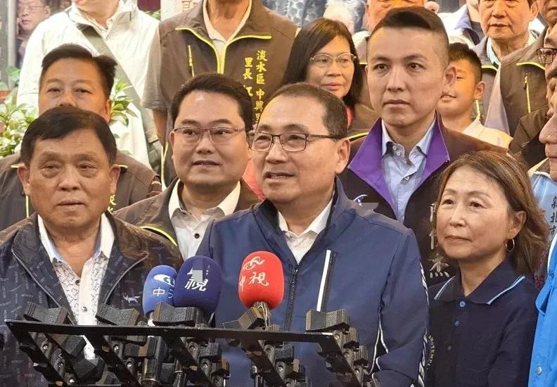 连柯志恩都对郑丽文的大陆之行和十条惠台措施表示“乐见”，侯友宜则表态，要“对等尊