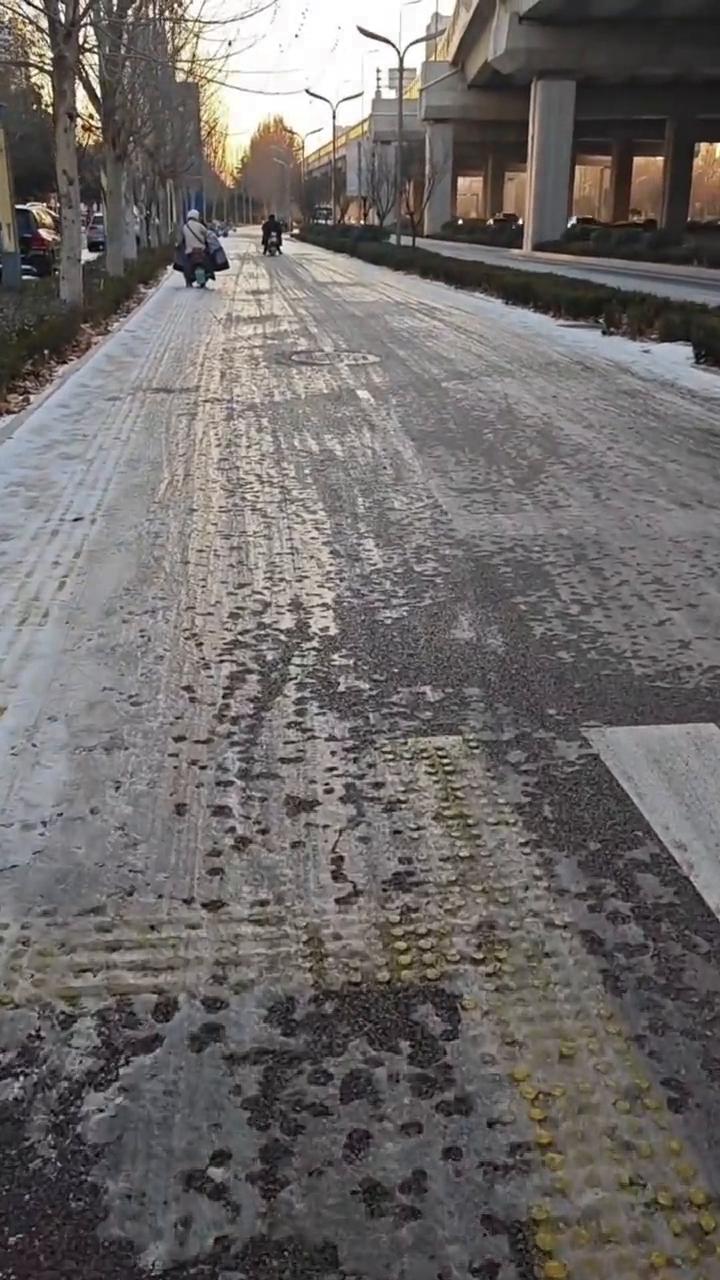 啦啦啦，啦啦啦，啦啦啦。