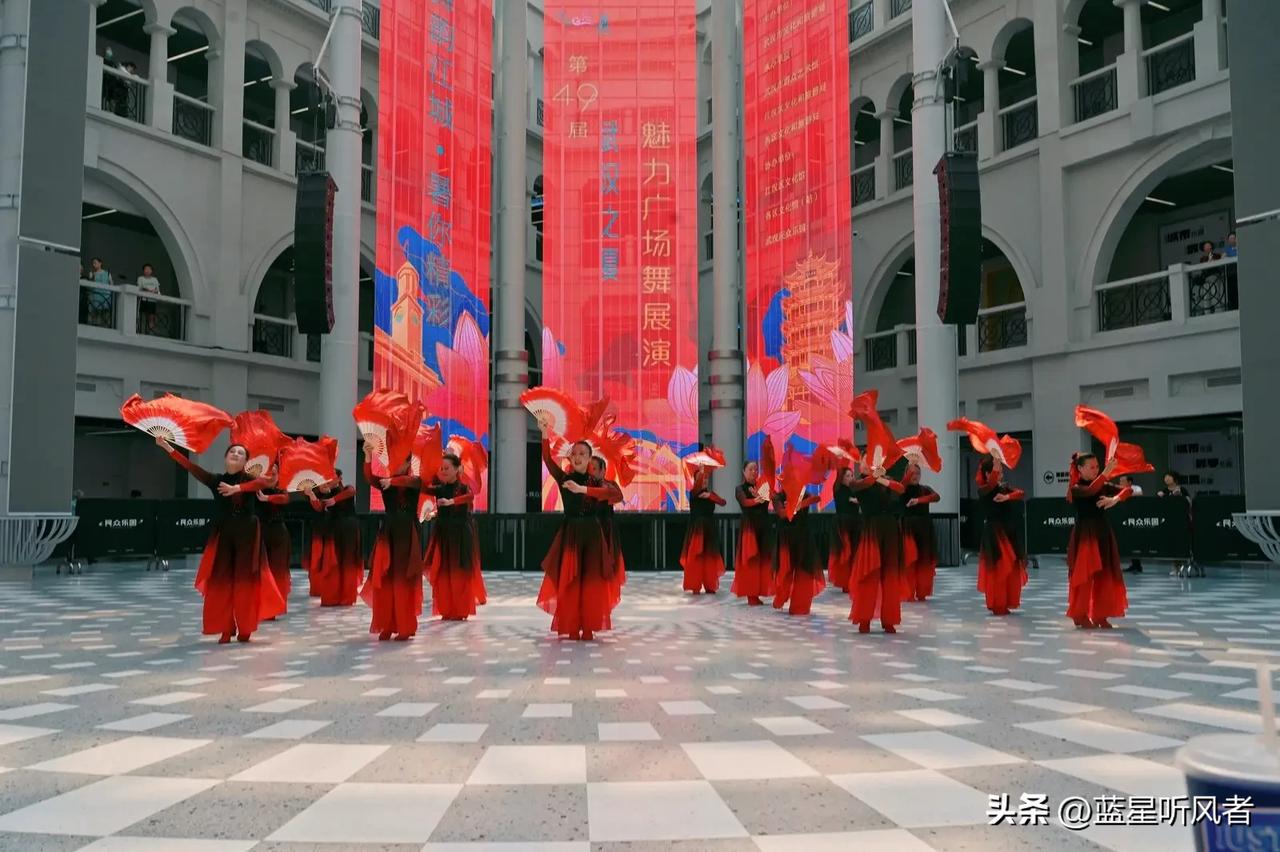 缓解焦虑、改善低落情绪，第一名的解压运动居然是跳舞
 
生活里不管年轻人还是中老