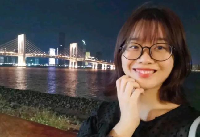 我服了，这就是95后天才少女罗福莉吗？
要知道，短短五年就从阿里到Deepsee