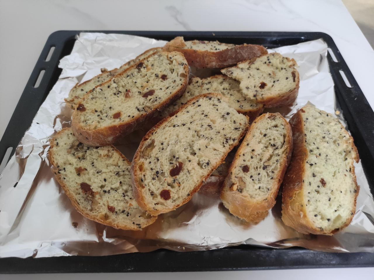 分享我这周有趣的事：
这周在家折腾做欧包，揉面揉到胳膊酸，发酵等得心慌慌。
没想