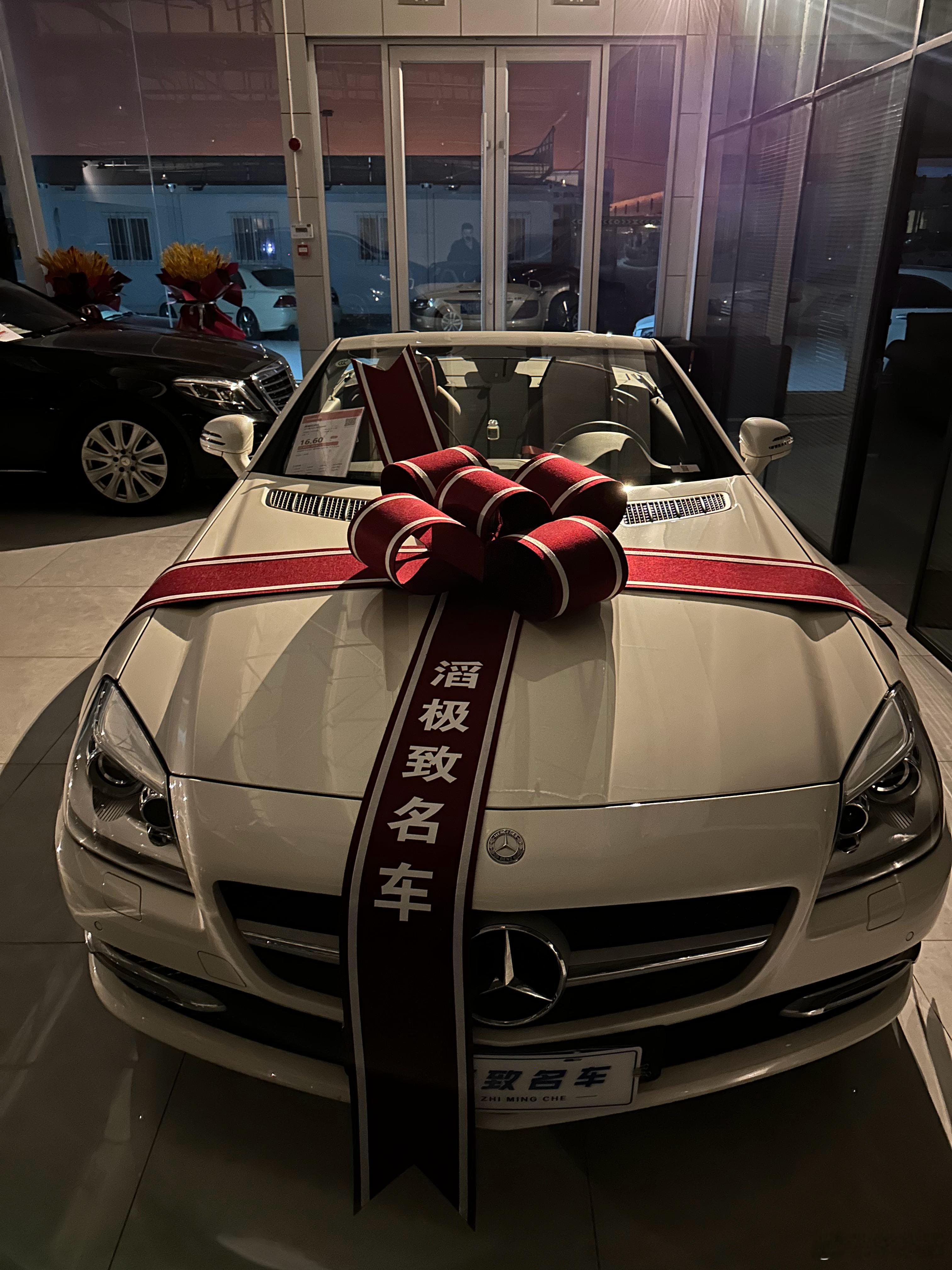 14年2万公里小跑车 性价比极高[馋嘴][心]  ​​​