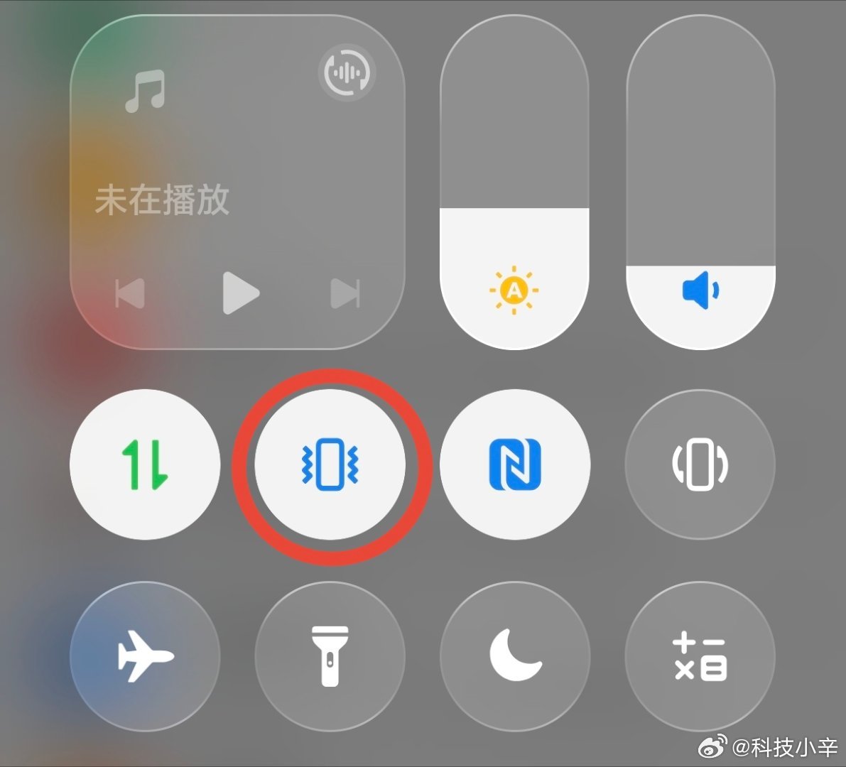 特别想吐槽一个问题我戴智能手表，很大的原因就是看手机通知，所以就会把手机静音。但