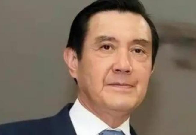 马英九一针见血地抛出一句话：既然不想再走“一个国家两种制度”的路，那不如干脆面对