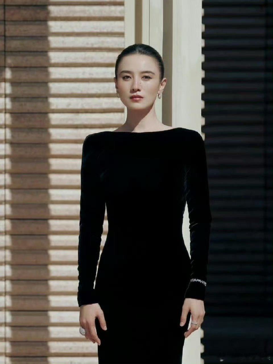 张艺谋新片《惊蛰无声》就这样集齐四个金鸡影帝一个金鸡影后   还有一众大咖流量 