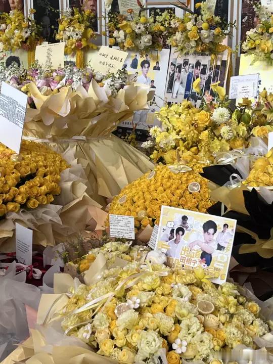 内娱神仙星粉关系微小说大赛 内娱满满正能量，星粉之间互相理解彼此支持，共同奔赴更