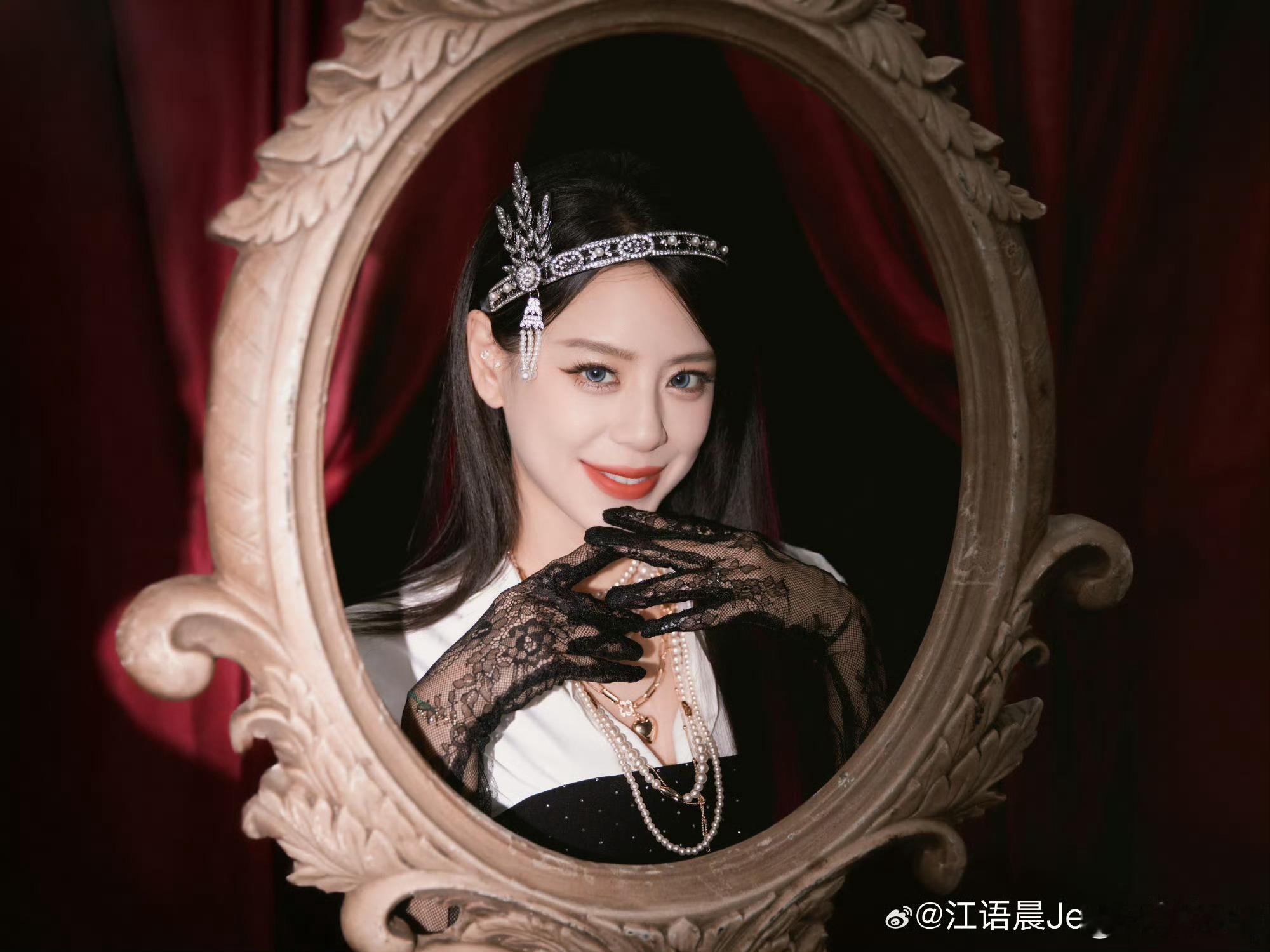 江语晨wink谁能扛住江语晨甜甜的wink，笑容感染力直接拉满，坐等下一场舞台 