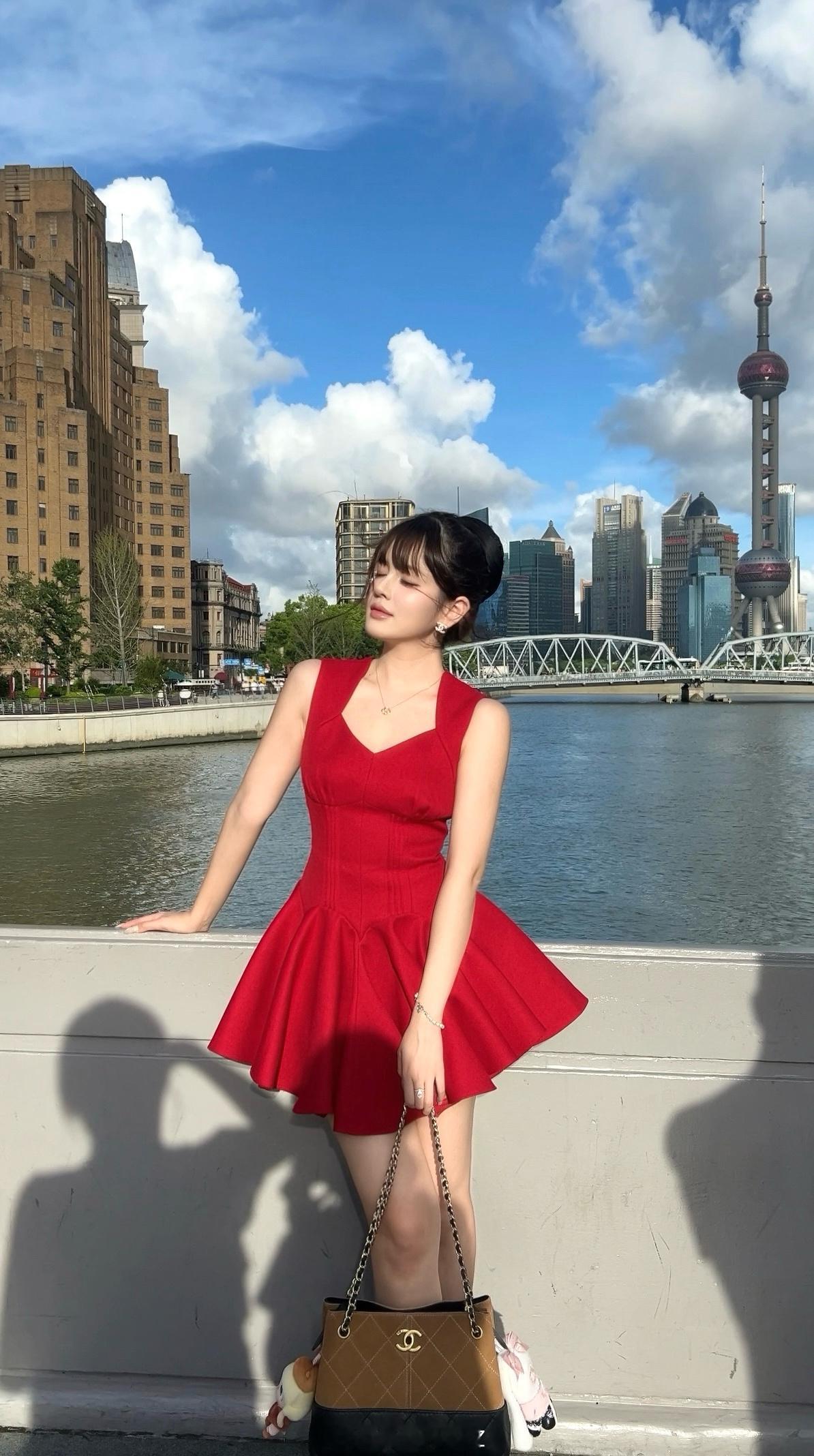 做她的大地 别做她的天 上海