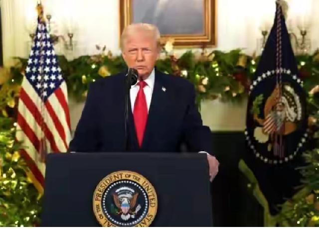 美国在12月17日突然宣布，对台湾省单笔军售111.56亿美元，这是历史上最大单