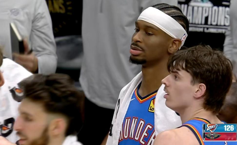 亚历山大原来是“亚历三打”啊！
新赛季的雷霆一共打了15场比赛，亚历山大就只有6