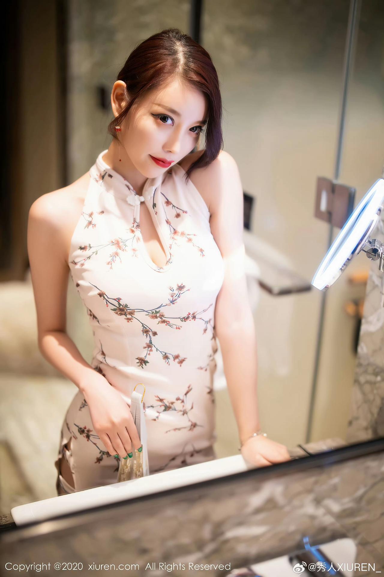 春日生活打卡季美女旗袍穿搭写真