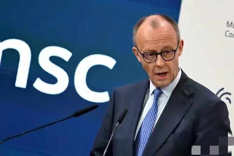 德国总理默茨周三表示，他将在下周的访华行程中寻求与中国建立“战略伙伴关系”。他希