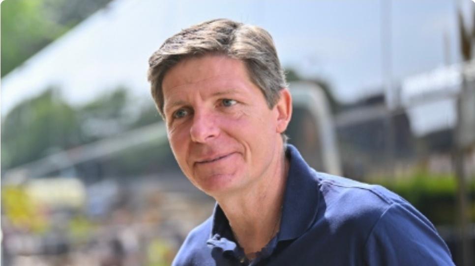 水晶宫计划让格拉斯纳留任至本赛季结束 此前双方曾产生分歧根据记者大卫奥斯坦恩的报